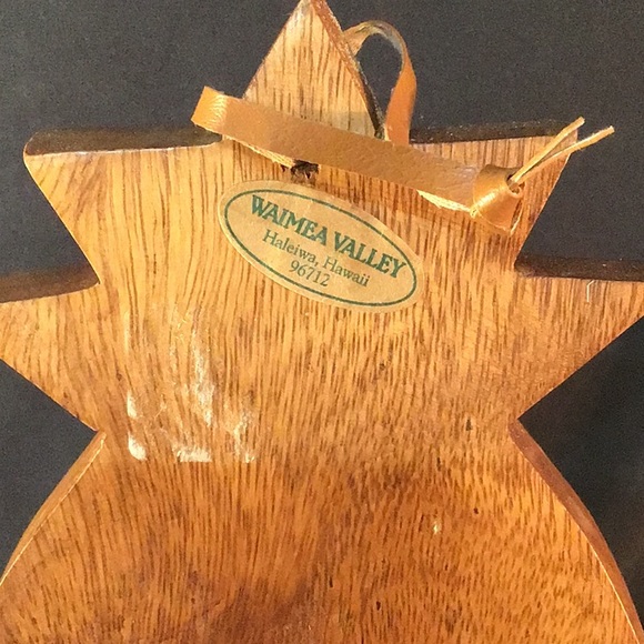 Waimea Valley Pineapple cutting board - Picture 4 of 12